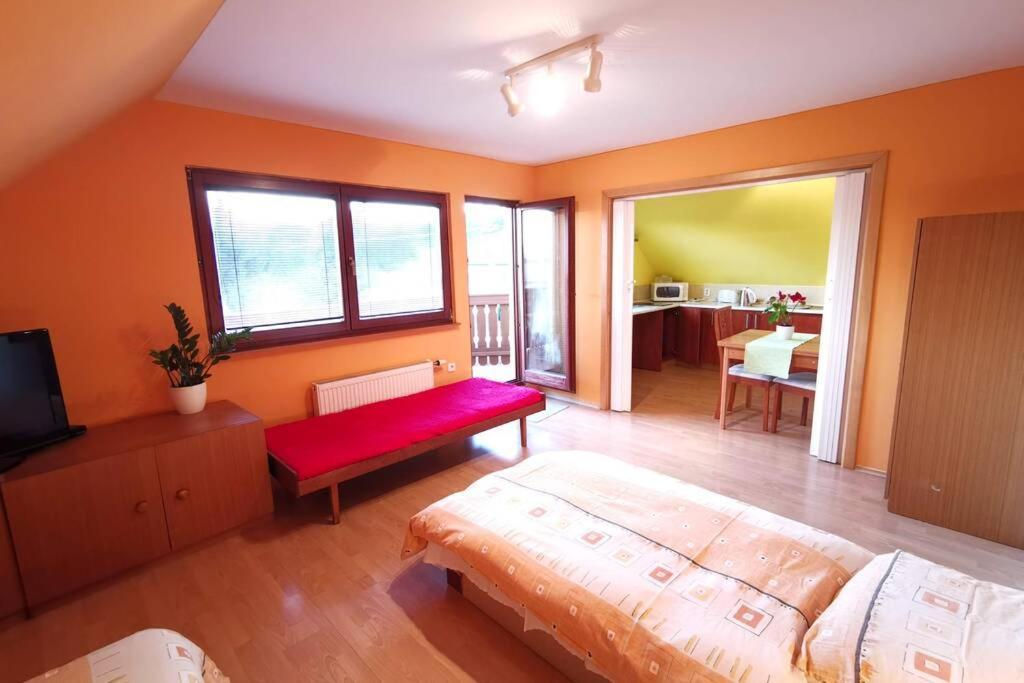 Apartman Adrianka ตูร์เชียนสเก เจปลิตเซ ภายนอก รูปภาพ